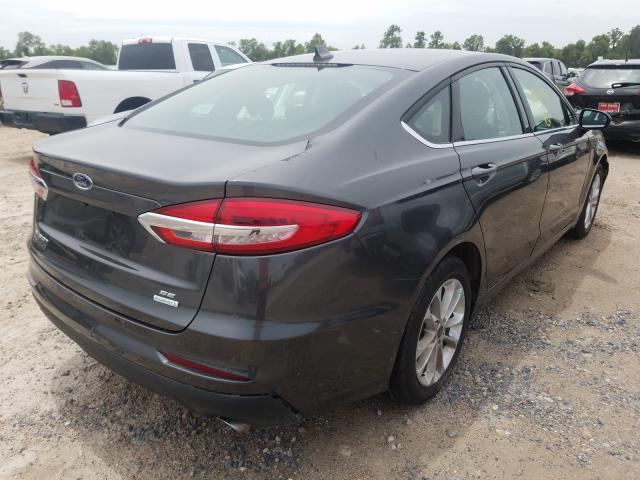 VIN 5UXFG2C5XE0H09939 2019 FORD FUSION SE no.4