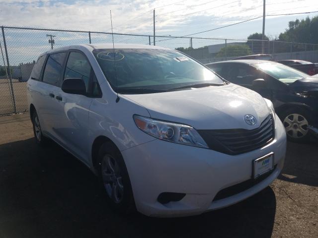 2012 TOYOTA SIENNA