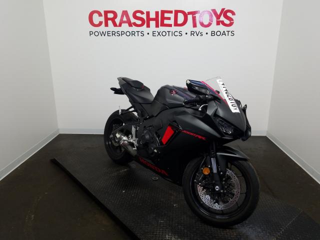 2017 HONDA CBR1000 RA JH2SC7751HK000252