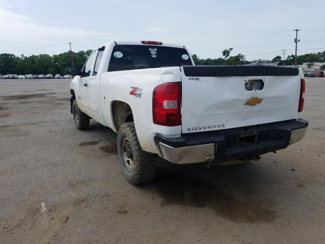 VIN WA1CNAFY7J2073139 2009 CHEVROLET SILVERADO no.3