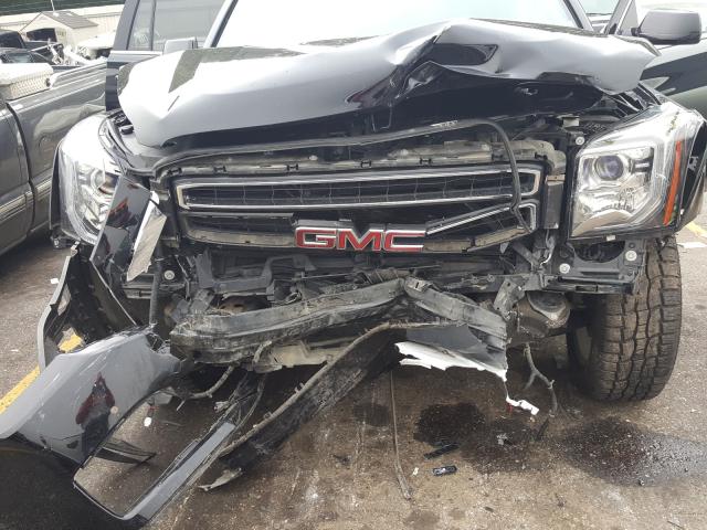 2017 GMC YUKON SLT 1GKS1BKCXHR274164