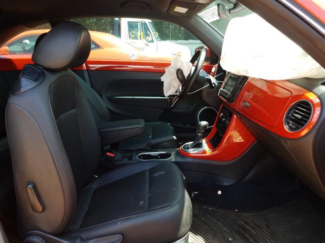 2017 VOLKSWAGEN BEETLE SE 3VWJ17AT8HM623245
