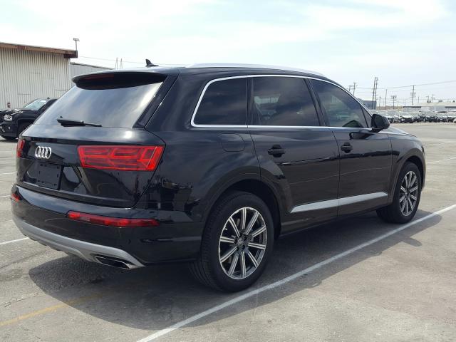 VIN WA1LHAF71KD027486 2019 Audi Q7, Premium Plus no.4