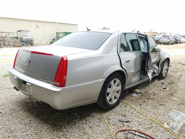 VIN JTHBK1GG8E2088737 2007 CADILLAC DTS no.4