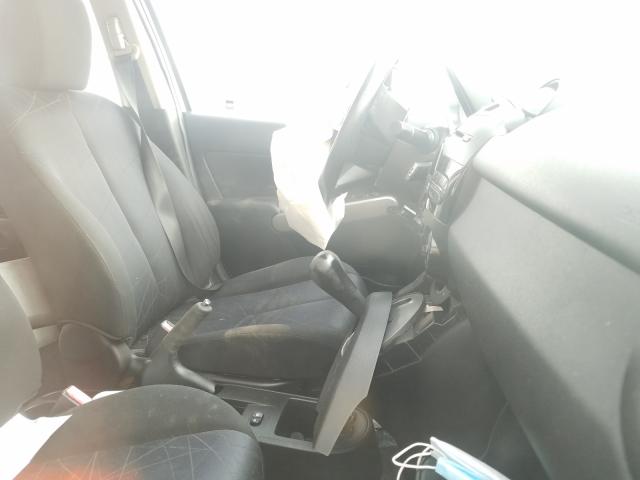 Хэтчбеки MAZDA 2 2012 Белый