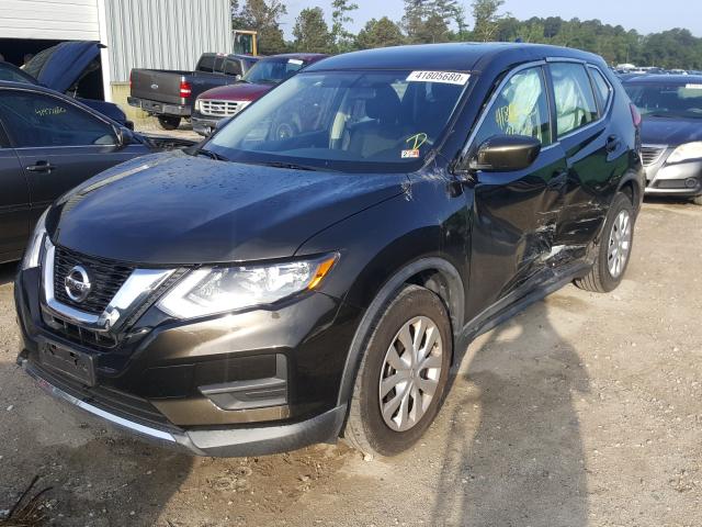 2017 NISSAN ROGUE S KNMAT2MT6HP527572