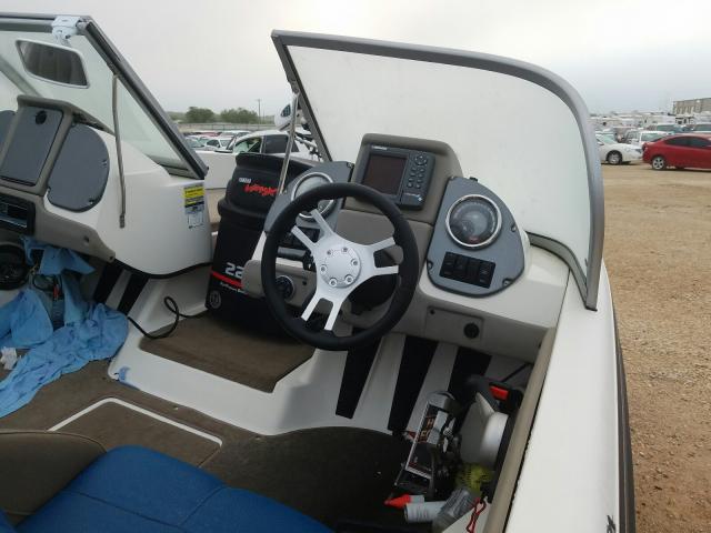 2009 Land Rover Boat VIN: RNG06151A909 Lot: 63870522