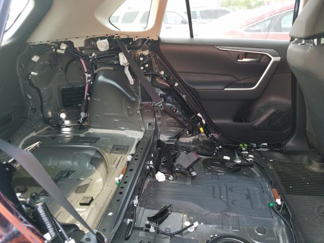 2019 TOYOTA RAV4 XLE JTMW1RFV3KD502446