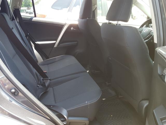2017 TOYOTA RAV4 XLE JTMRFREV5HJ705820