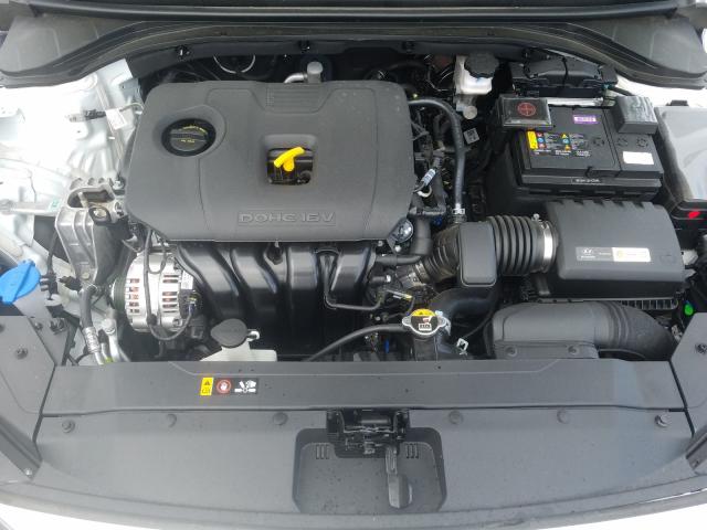 2019 HYUNDAI ELANTRA SE 5NPD84LF3KH425946