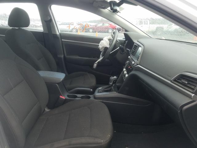 2019 HYUNDAI ELANTRA SE 5NPD84LF3KH425946