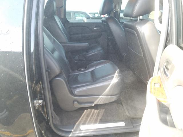 2011 CHEVROLET SUBURBAN C 1GNSCKE01BR264936