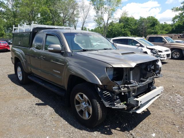 Salvage trucks for sale at New Britain, CT auction: 2015 Toyota Tacoma