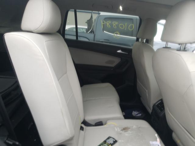2018 VOLKSWAGEN TIGUAN SE 3VV2B7AX3JM010884