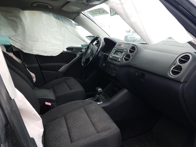 2009 VOLKSWAGEN TIGUAN SE  