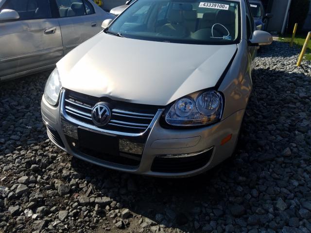 2010 VOLKSWAGEN JETTA SE 3VWRX7AJ5AM059883