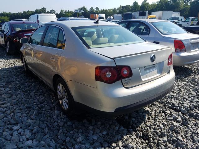 2010 VOLKSWAGEN JETTA SE 3VWRX7AJ5AM059883
