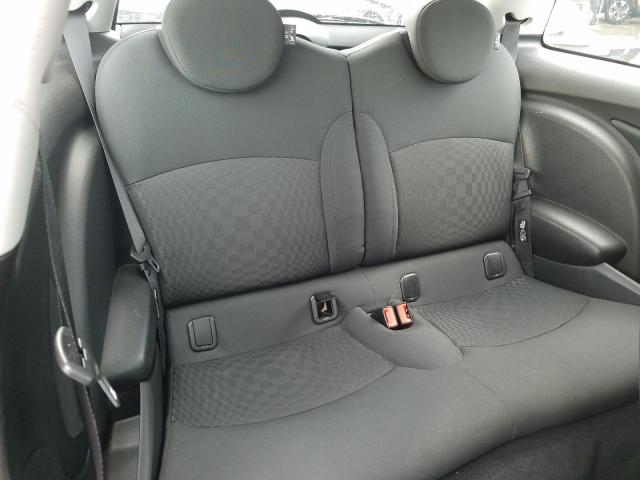 2010 MINI COOPER WMWMF3C55ATZ62381