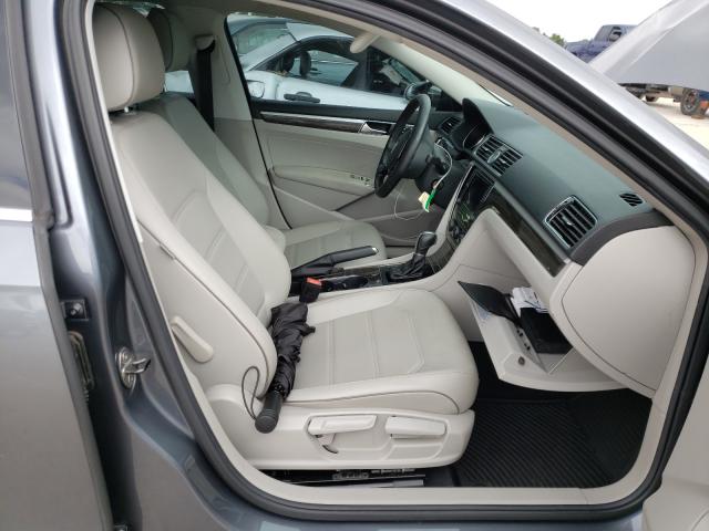 2016 VOLKSWAGEN PASSAT SE 1VWBS7A35GC048684