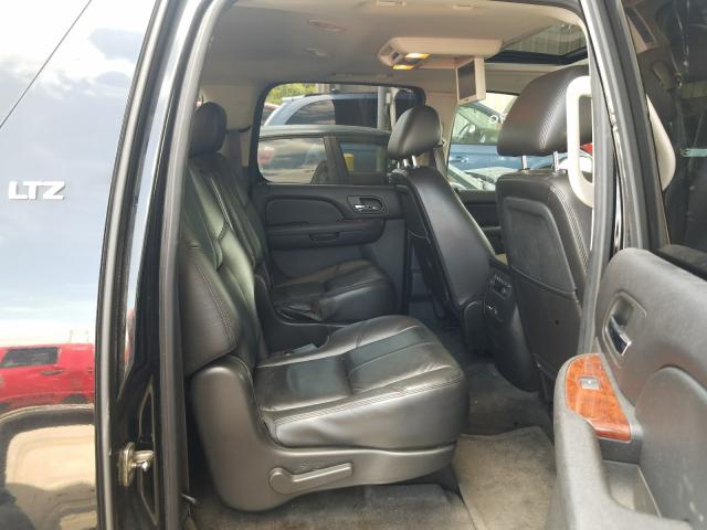 2011 CHEVROLET SUBURBAN K 1GNSKKE30BR279621