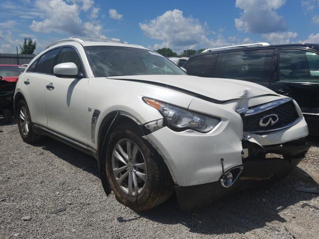 2017 INFINITI QX70