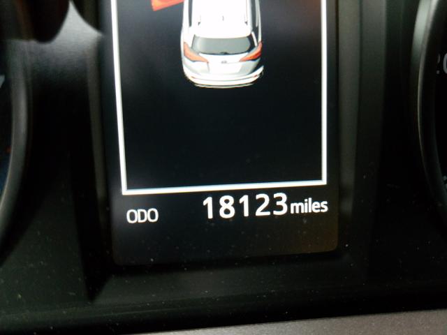 2017 TOYOTA RAV4 LE JTMBFREV0HJ710554