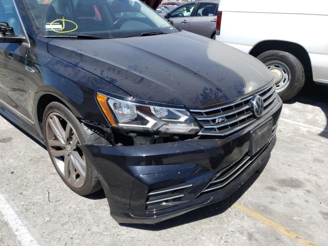 2017 VOLKSWAGEN PASSAT R-L 1VWDT7A37HC082312