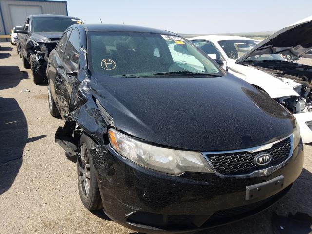 Автомобиль kia cerato vin knafu411bb5352498 год выпуска 2010 состояние плохое после аварии