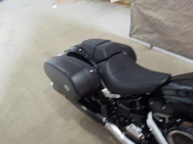 2019 HARLEY-DAVIDSON FLSB 1HD1YMJ25KB073911