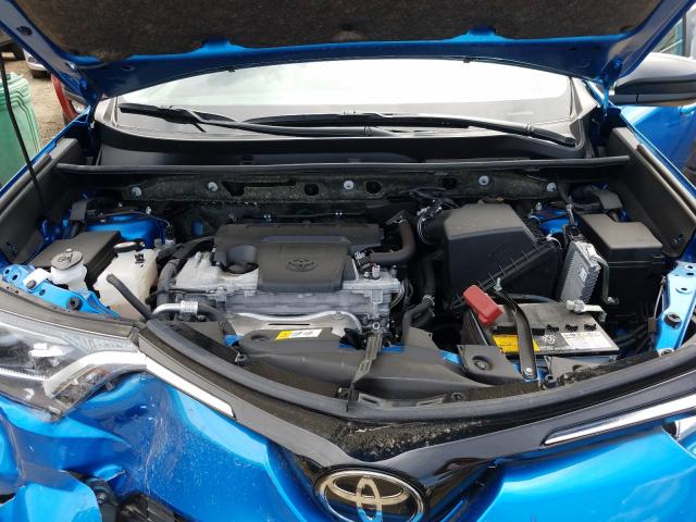 2017 TOYOTA RAV4 LE JTMBFREV0HJ710554