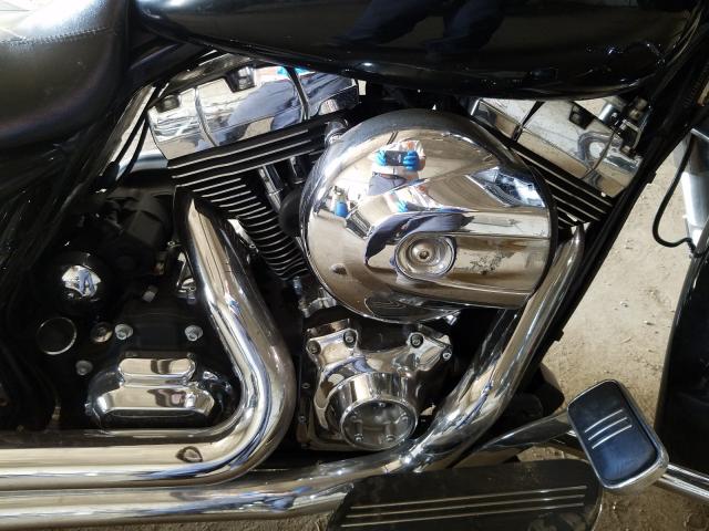 2015 HARLEY-DAVIDSON FLTRX ROAD 1HD1KHM17FB679793
