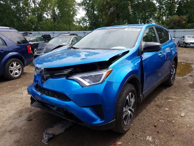 2017 TOYOTA RAV4 LE JTMBFREV0HJ710554