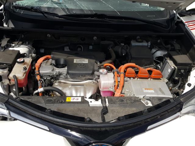 2017 TOYOTA RAV4 HV LE JTMRJREV2HD095601