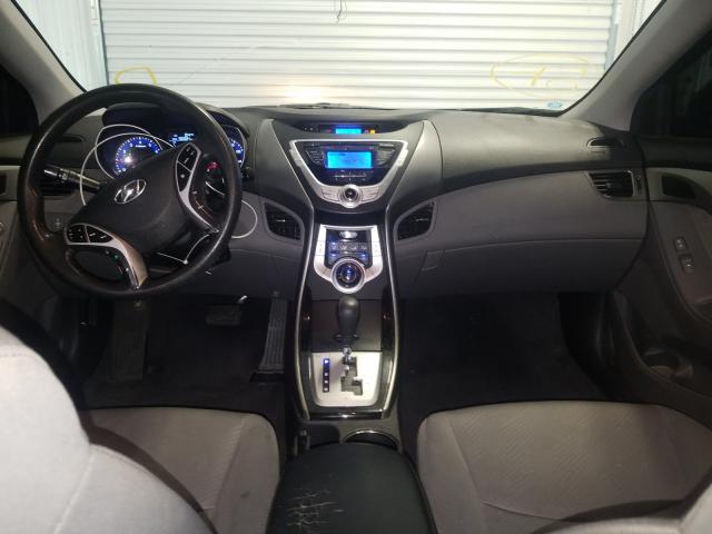 2011 HYUNDAI ELANTRA GL KMHDH4AE8BU121765