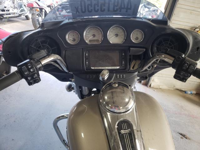 2018 HARLEY-DAVIDSON FLHX STREE 1HD1KBC15JB633984