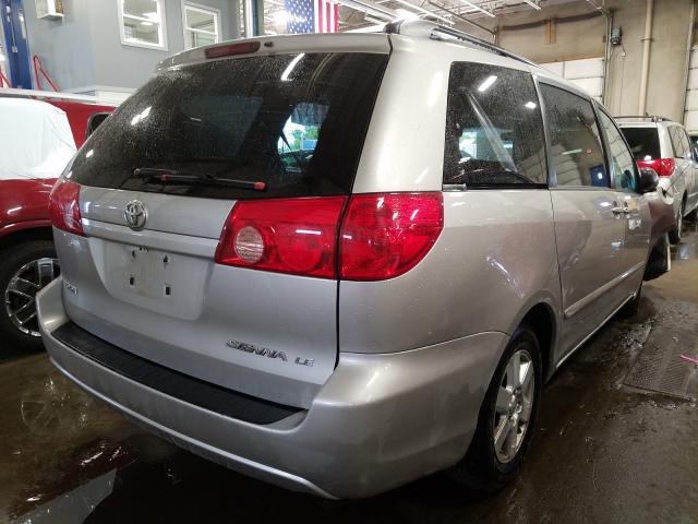 Toyota Sienna 2009