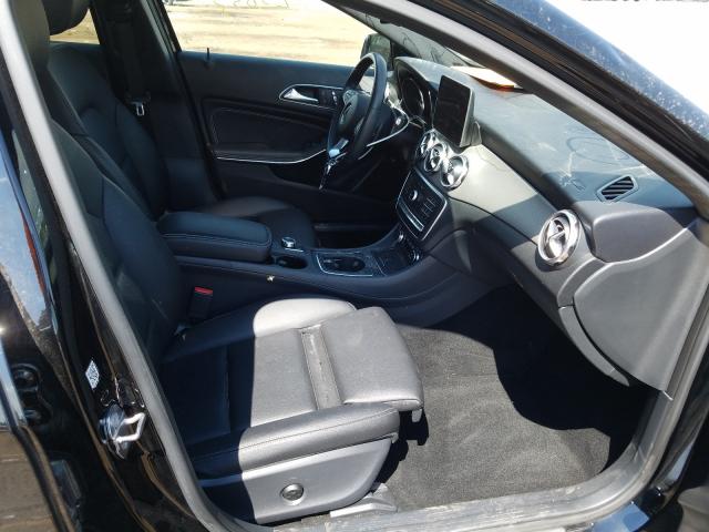 2019 MERCEDES-BENZ GLA 250 4M WDCTG4GB8KJ536130
