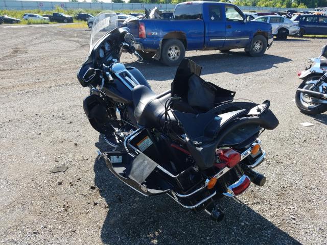 2010 HARLEY-DAVIDSON FLHTCU 1HD1FC418AB628531