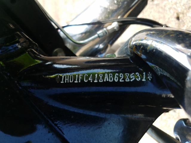 2010 HARLEY-DAVIDSON FLHTCU 1HD1FC418AB628531