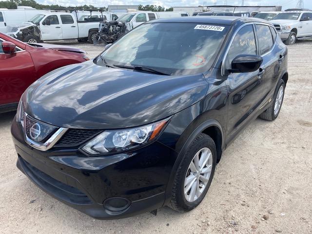 JN1BJ1CP1JW188159 2018 NISSAN ROGUE SPORT S-1