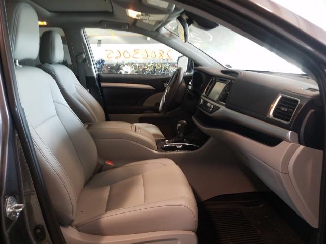 2019 TOYOTA HIGHLANDER 5TDJZRFH0KS925969