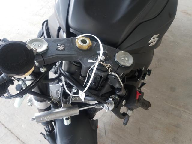 2017 SUZUKI GSX-R600 JS1GN7FA1H2101325