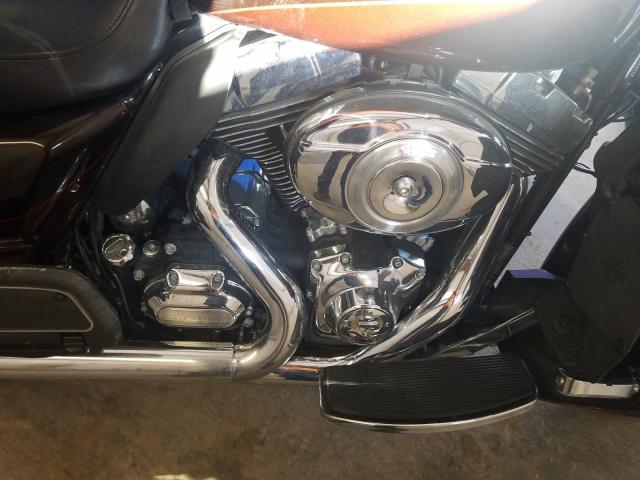 2011 HARLEY-DAVIDSON FLHTK - 1HD1KEM17BB664803