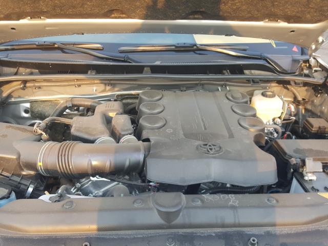 2020 TOYOTA 4RUNNER SR JTEBU5JR6L5805057