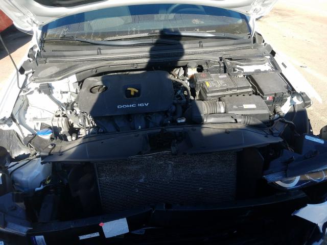 2018 HYUNDAI ELANTRA SE 5NPD84LF9JH239388