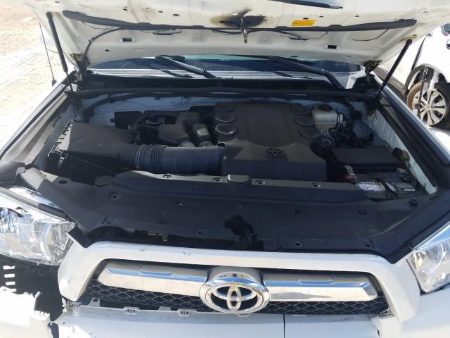 2011 TOYOTA 4RUNNER SR JTEZU5JR2B5030978