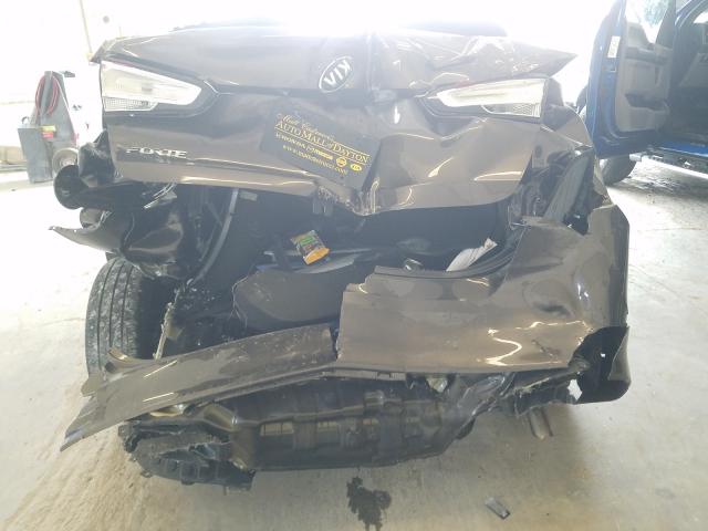 2017 KIA FORTE 3KPFL4A7XHE087400