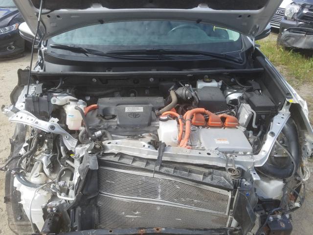 2016 TOYOTA RAV4 HV XL JTMRJREV8GD027172