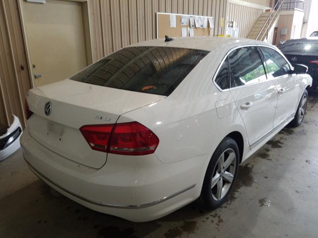 2015 VOLKSWAGEN PASSAT SE 1VWBV7A38FC014227