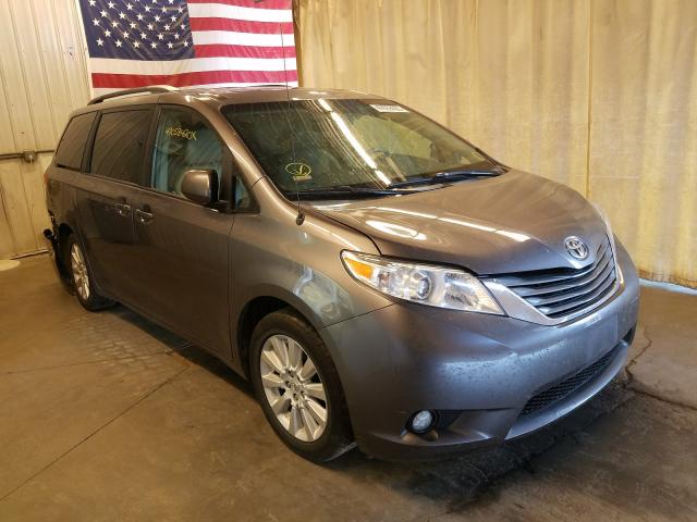 Toyota Sienna XLE 2014